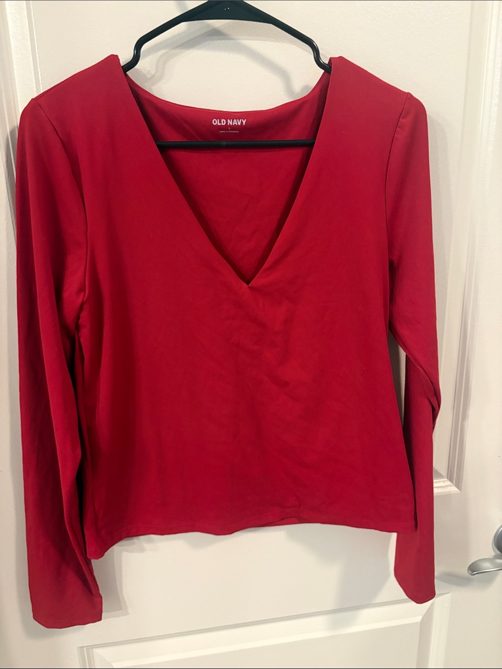Old Navy Red V-Neck Long Sleeve Top